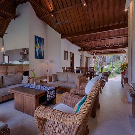 Saba Villa By Sanga Sanga Hospitality エクステリア 写真